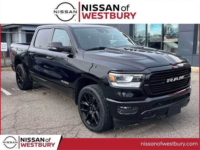 2023 RAM 1500 Laramie Crew Cab 4WD