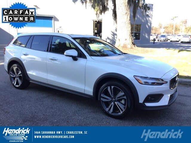 2025 Volvo V60 Cross Country B5 Plus AWD