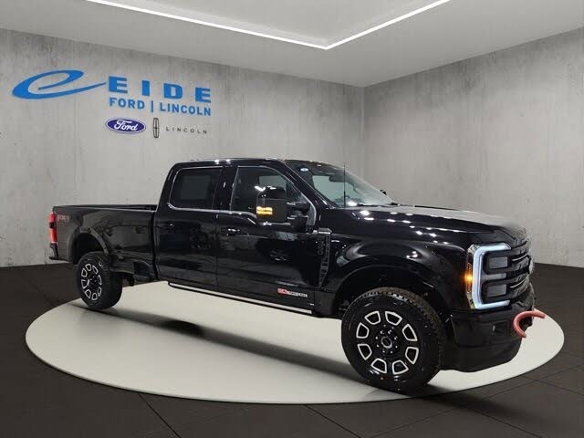 2026 Ford F-350 Super Duty Platinum Crew Cab 4WD