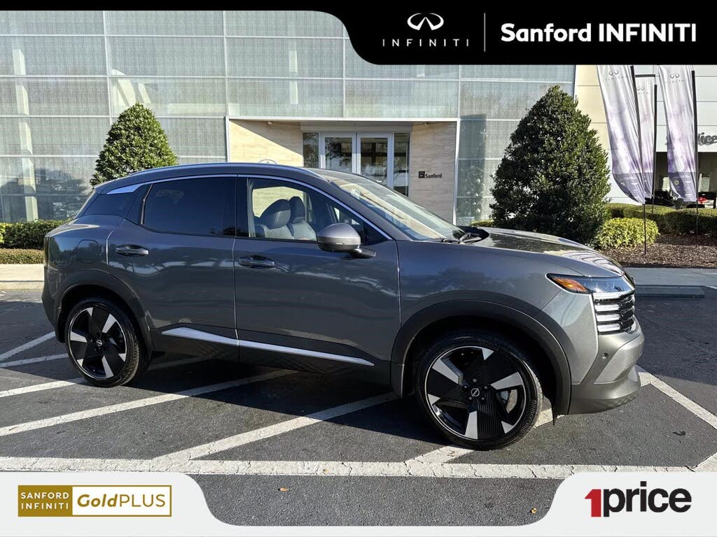 2025 Nissan Kicks SR AWD