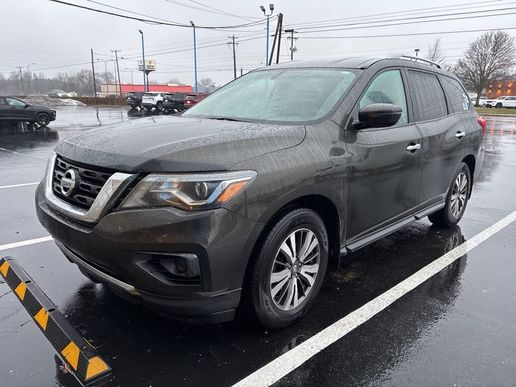 2017 Nissan Pathfinder S 4WD