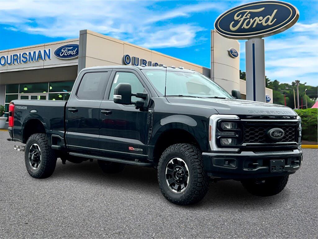 2025 Ford F-250 Super Duty XLT Crew Cab 4WD