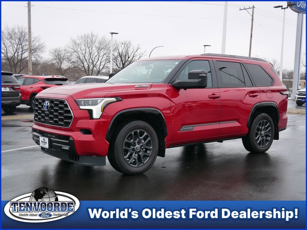 2024 Toyota Sequoia Platinum 4WD