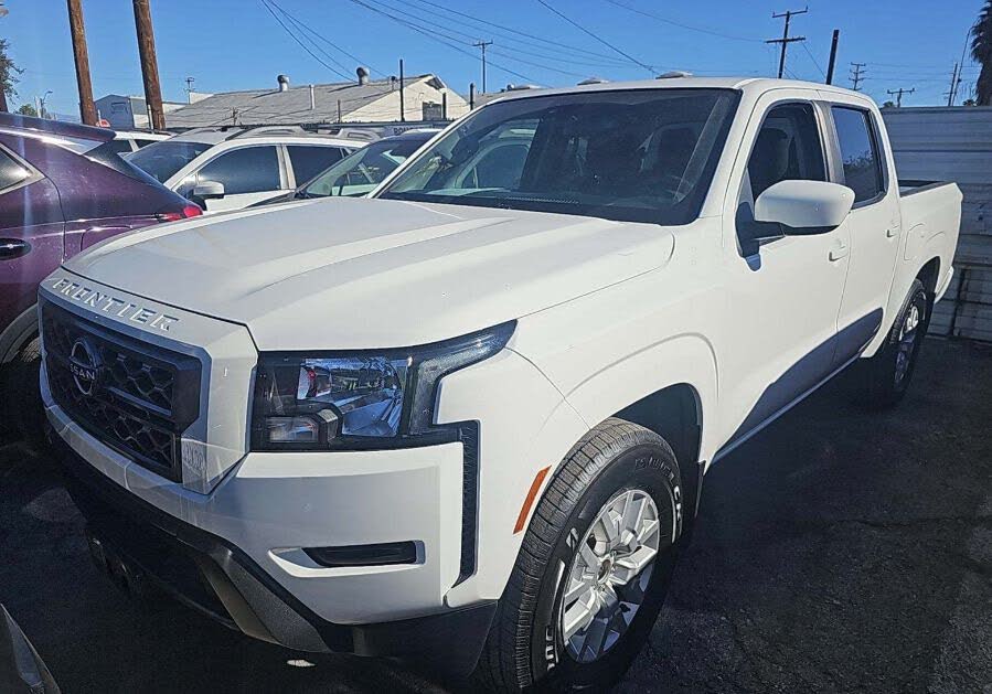 2022 Nissan Frontier SV Crew Cab 4WD