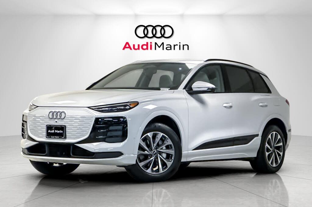 2025 Audi Q6 e-tron quattro Premium Plus