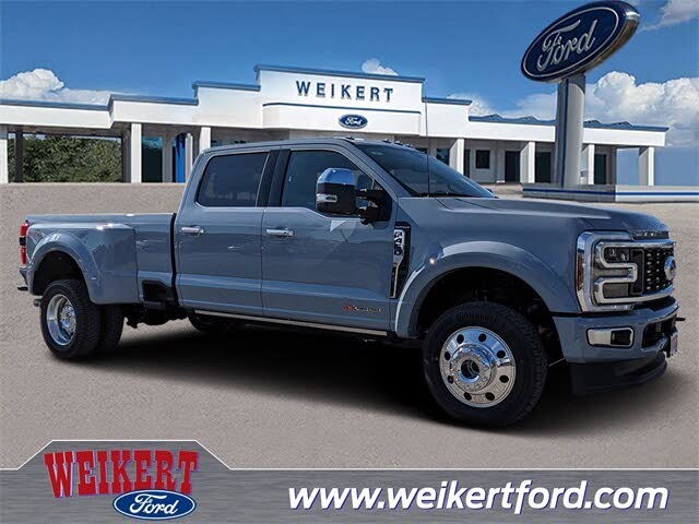 2026 Ford F-450 Super Duty Platinum Crew Cab LB DRW 4WD