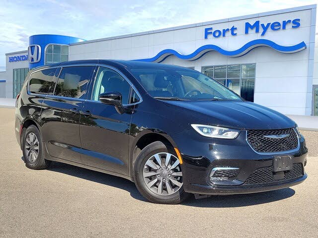 2024 Chrysler Pacifica Hybrid Select FWD
