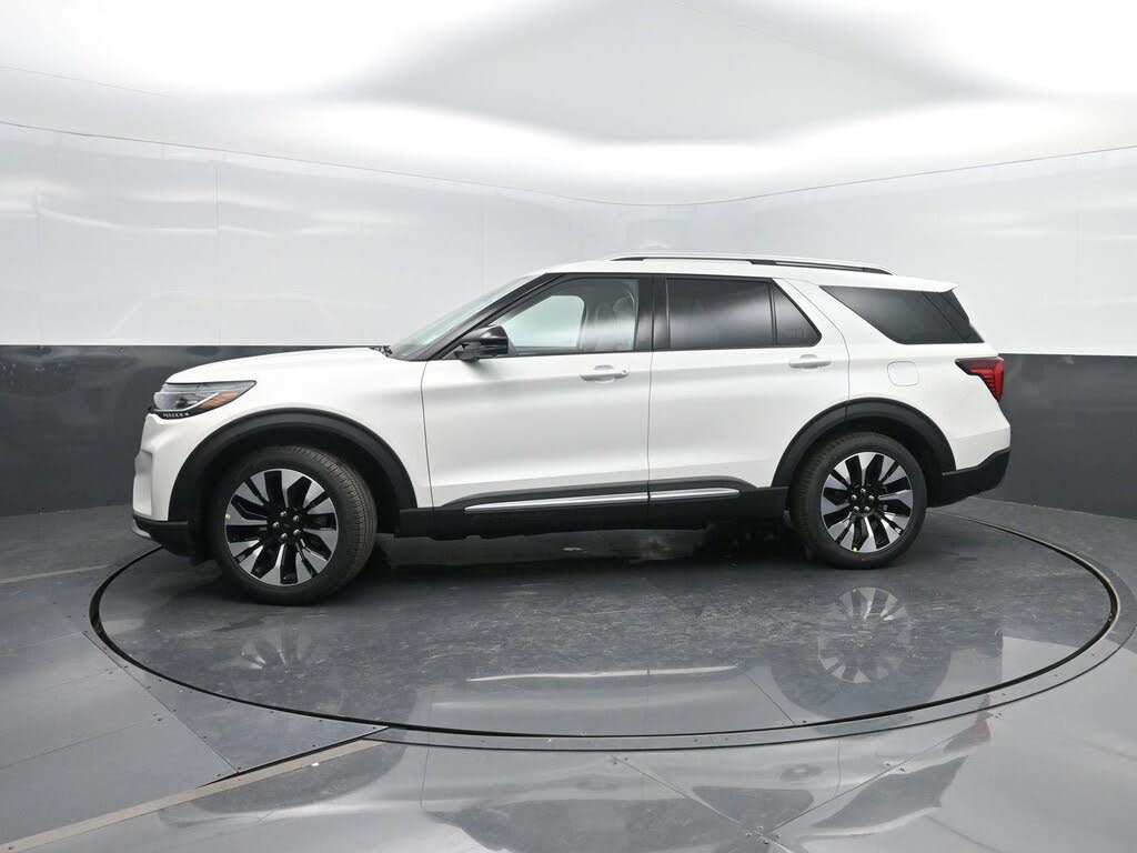 2026 Ford Explorer Platinum AWD