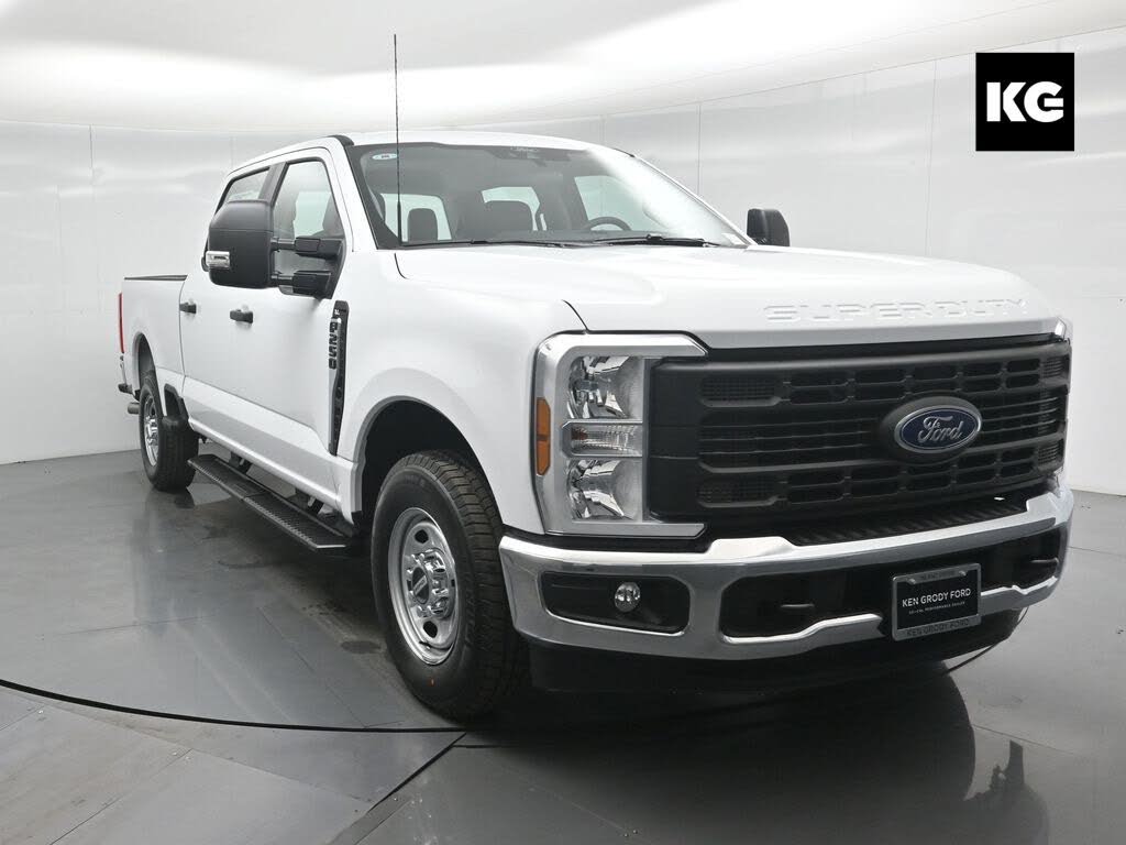 2026 Ford F-250 Super Duty XL Crew Cab RWD