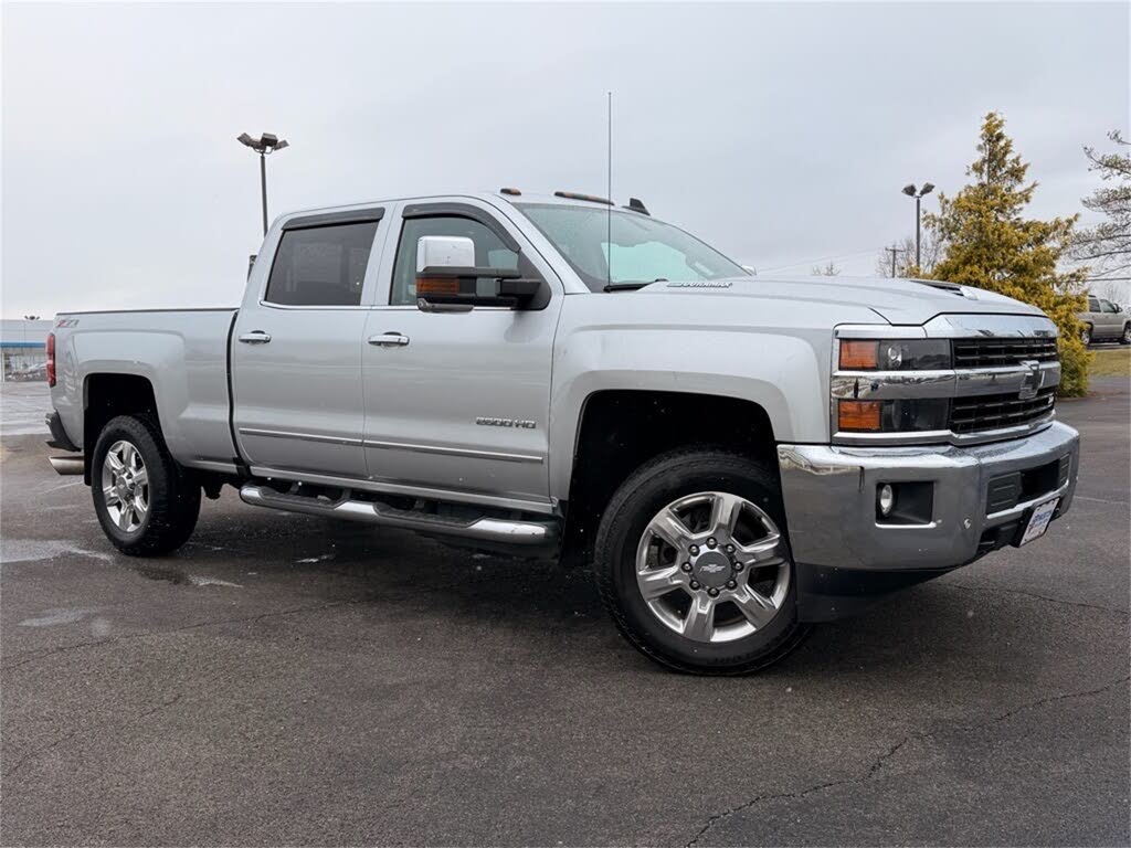 2017 Chevrolet Silverado 2500HD LTZ Crew Cab 4WD