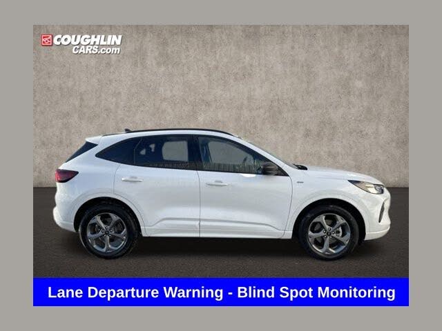 2023 Ford Escape ST-Line AWD