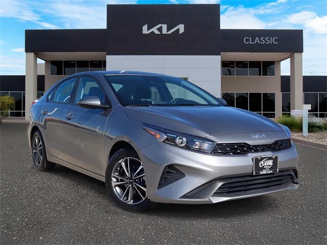 2024 Kia Forte LXS FWD