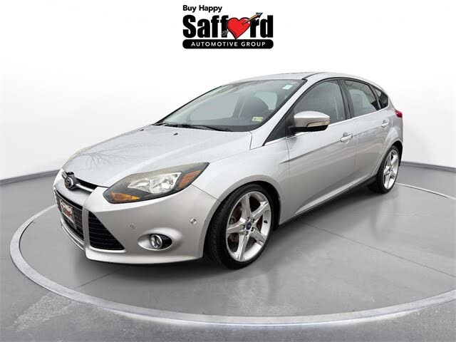 2012 Ford Focus Titanium Hatchback