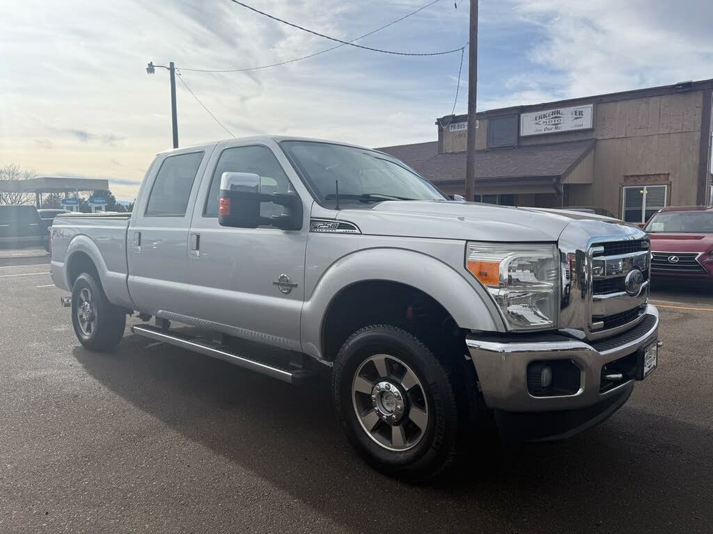2011 Ford F-250 Super Duty Lariat Crew Cab 4WD