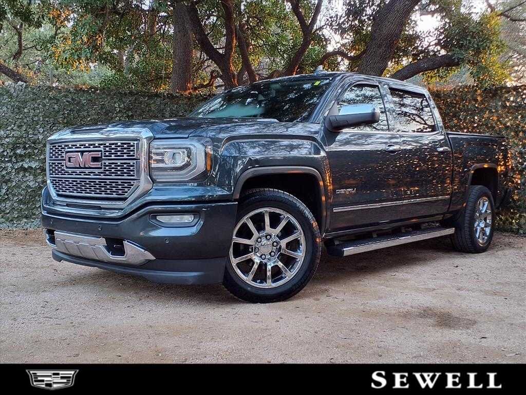 2017 GMC Sierra 1500 Denali Crew Cab 4WD