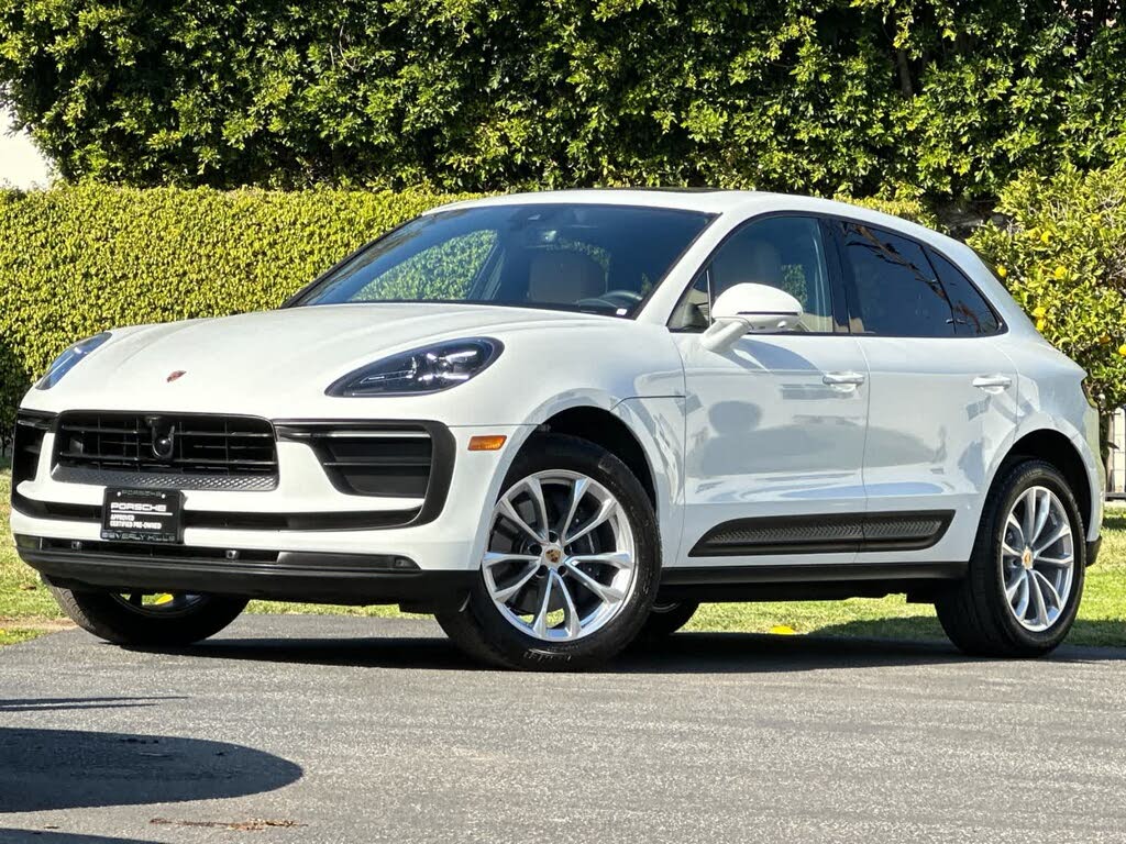 2025 Porsche Macan