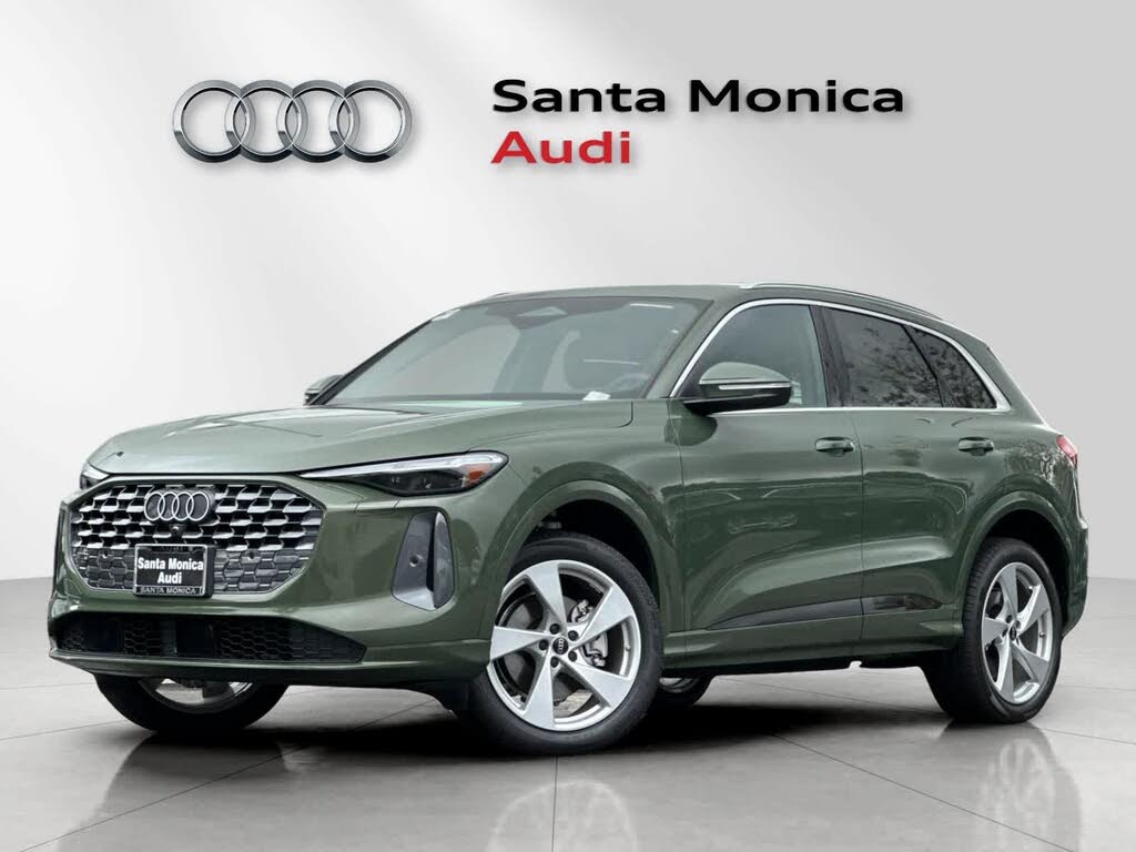 2025 Audi Q5 quattro Premium Plus 40 TFSI