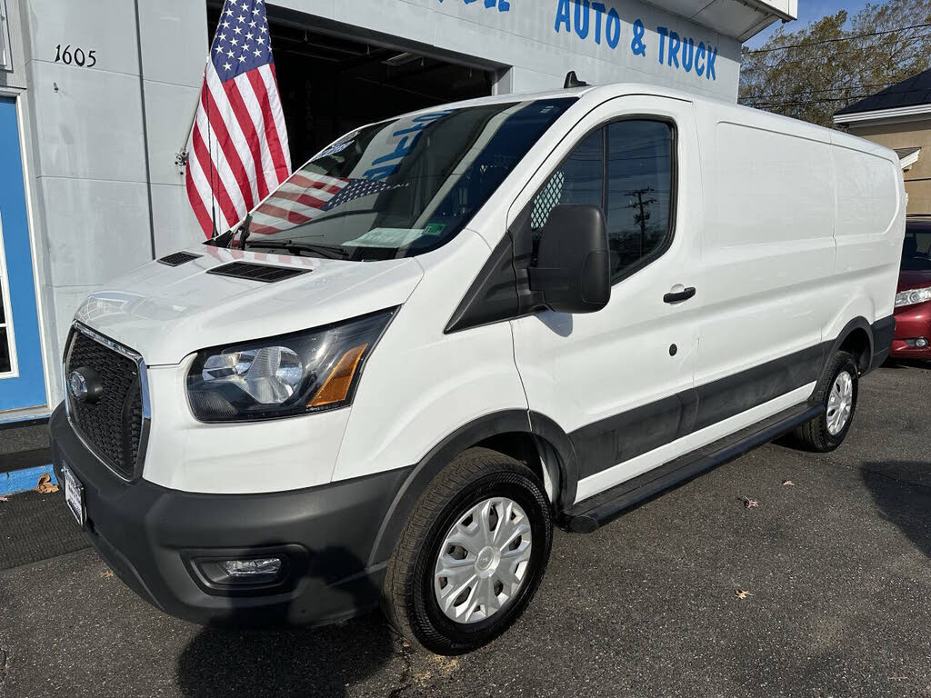 2024 Ford Transit Cargo 250 Low Roof LB RWD