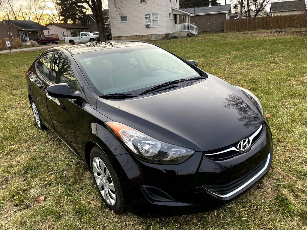 2013 Hyundai Elantra GLS FWD