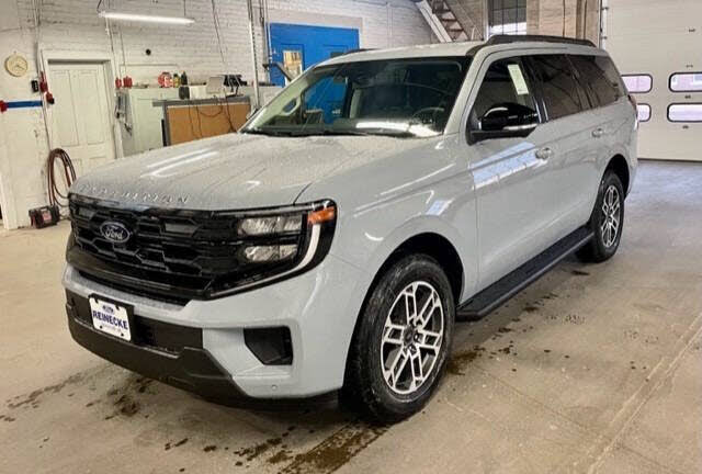 2026 Ford Expedition Active 4WD