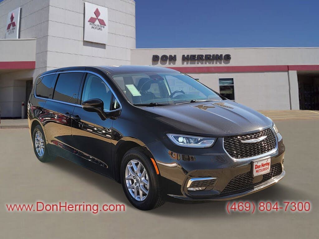 2024 Chrysler Pacifica Touring L FWD