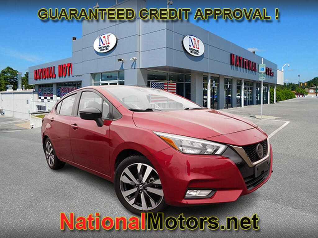 2020 Nissan Versa SR FWD