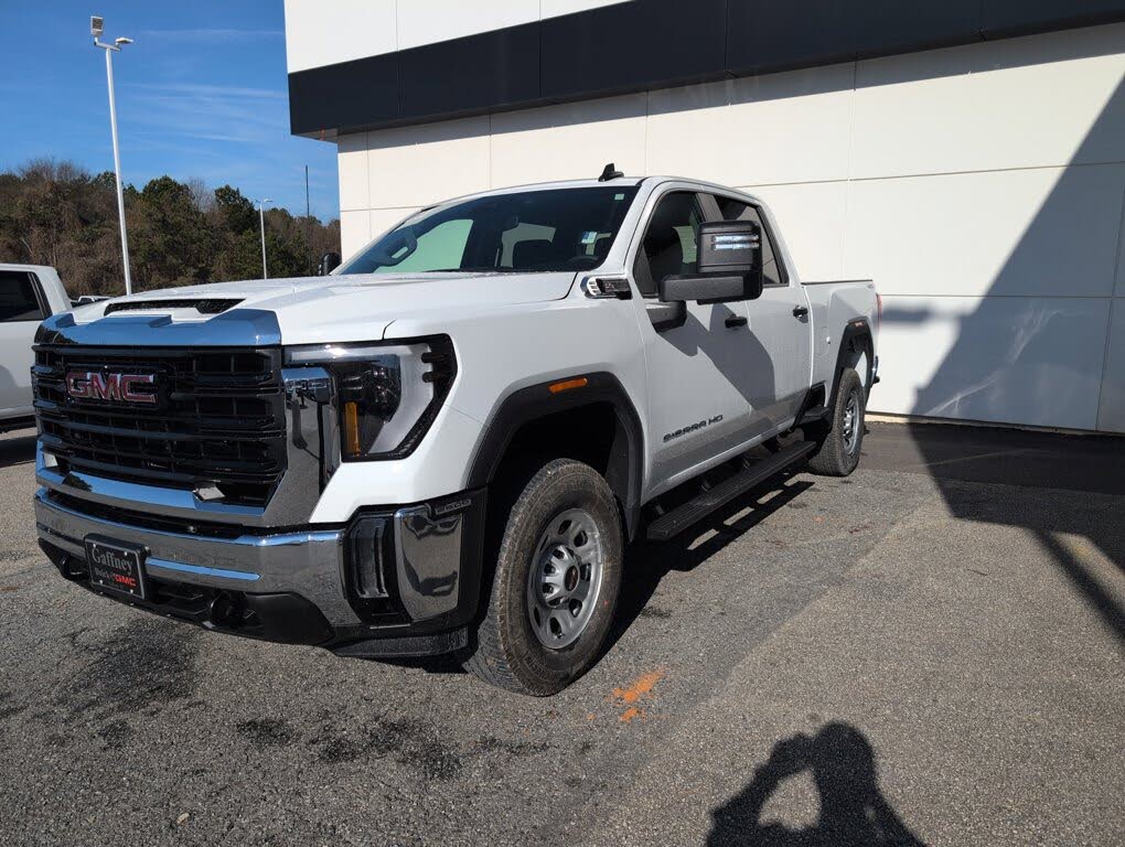 2026 GMC Sierra 2500HD Pro Crew Cab 4WD