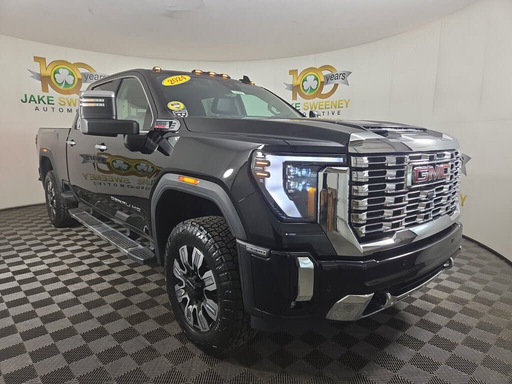 2024 GMC Sierra 2500HD Denali Crew Cab 4WD
