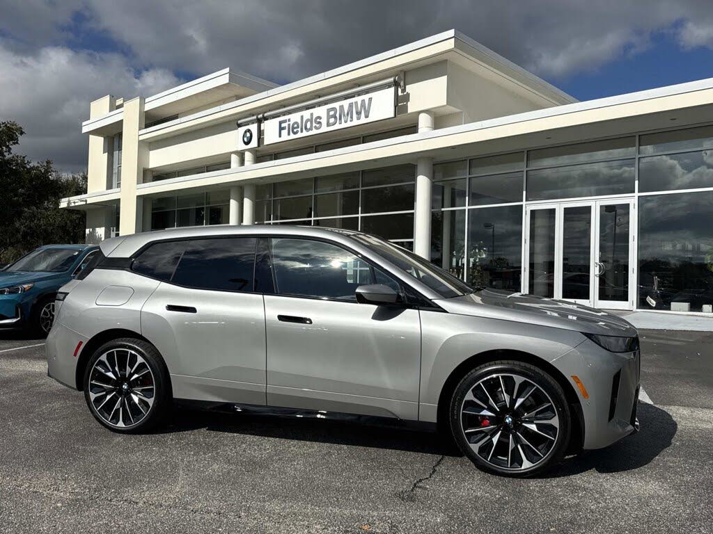 2026 BMW iX xDrive45