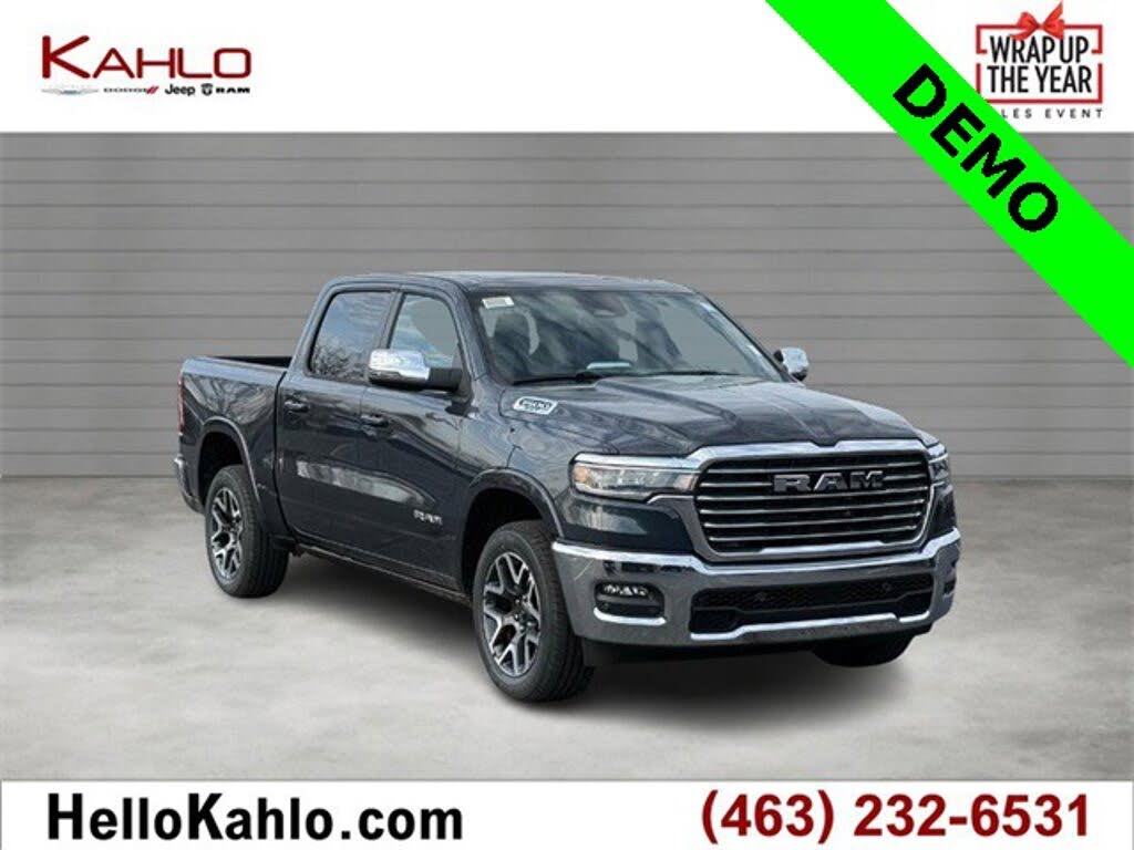 2025 RAM 1500 Laramie Crew Cab 4WD
