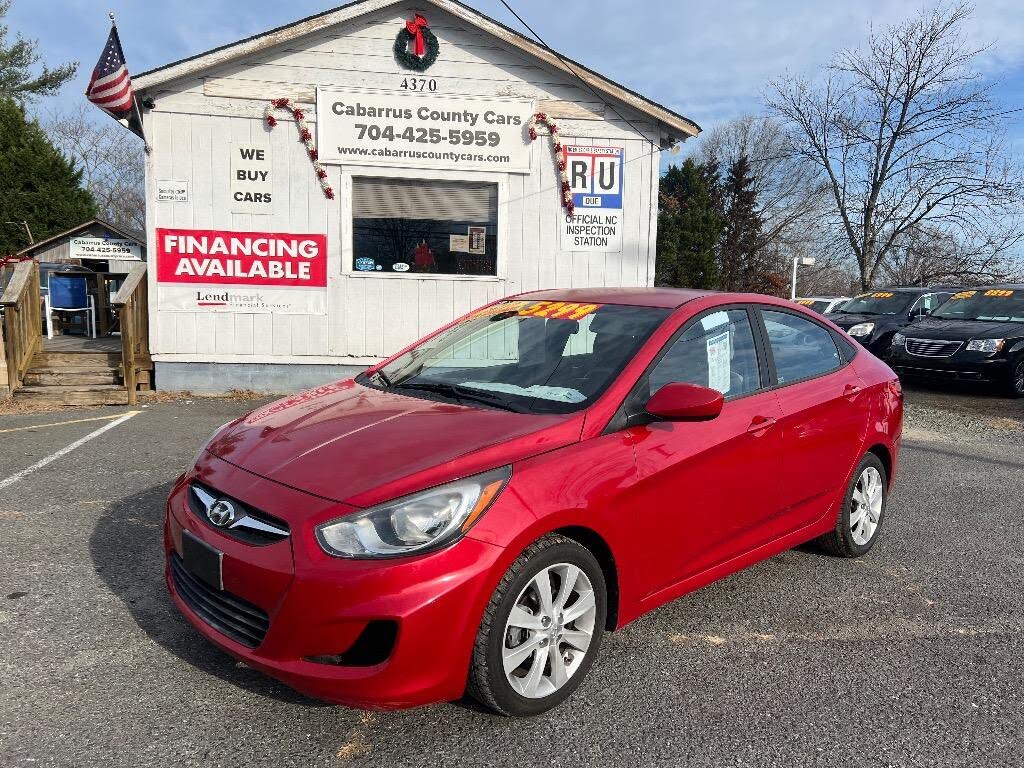 2012 Hyundai Accent GLS Sedan FWD