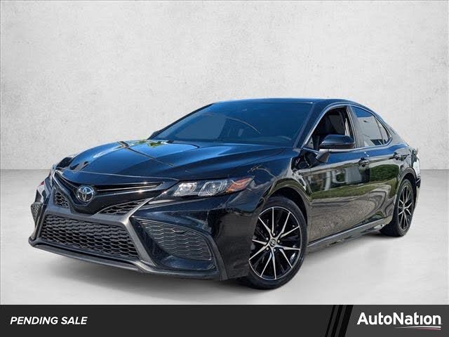2024 Toyota Camry SE FWD