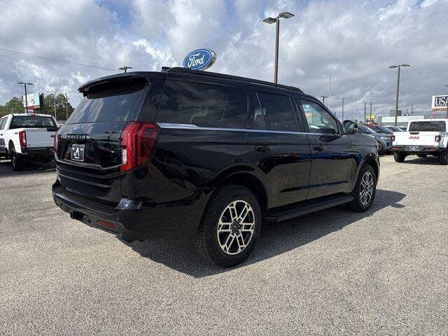 2025 Ford Expedition Active 4WD