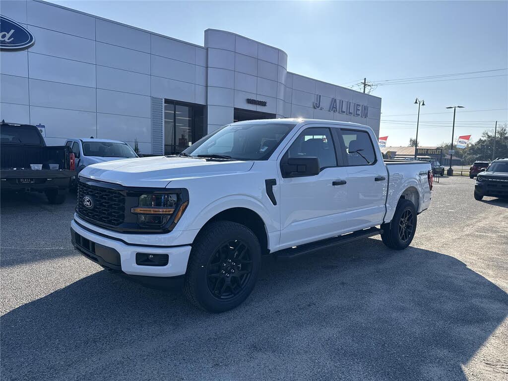2025 Ford F-150 STX 4dr SuperCrew 4WD