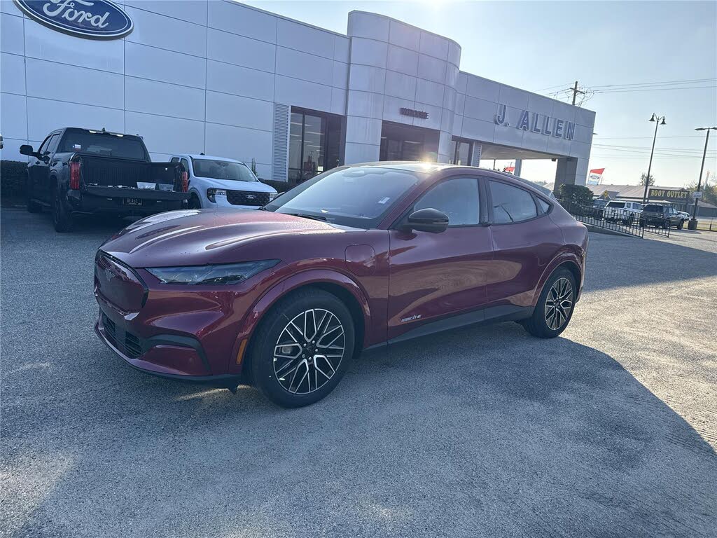 2025 Ford Mustang Mach-E Premium RWD