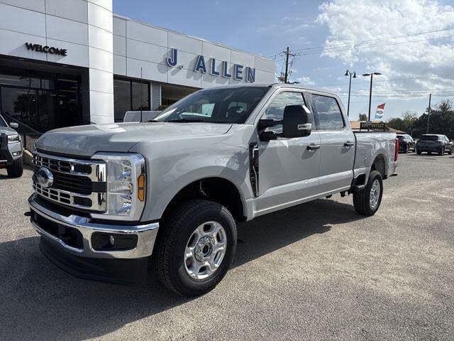 2026 Ford F-250 Super Duty XLT Crew Cab 4WD
