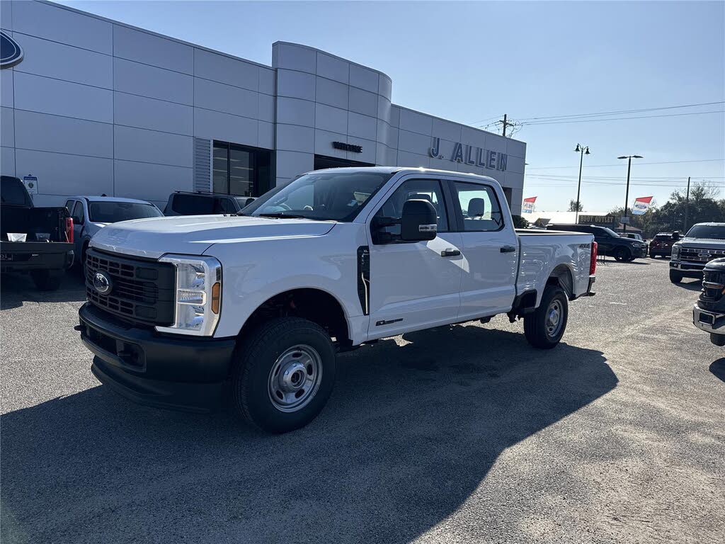 2026 Ford F-250 Super Duty XL Crew Cab 4WD