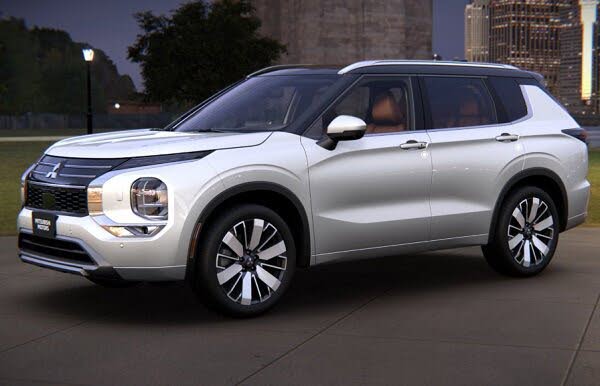 2026 Mitsubishi Outlander SEL FWD