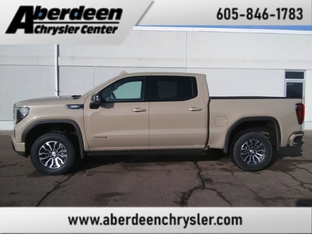 2023 GMC Sierra 1500 AT4 Crew Cab 4WD
