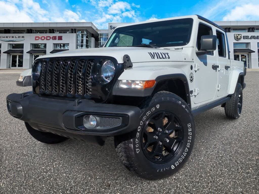 2022 Jeep Gladiator Willys Sport Crew Cab 4WD