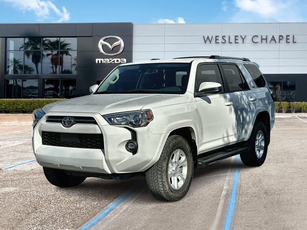 2024 Toyota 4Runner SR5 4WD