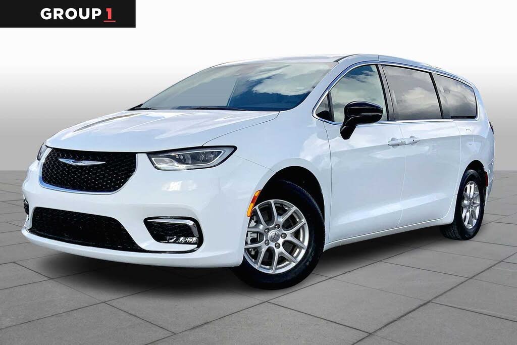 2025 Chrysler Pacifica Select FWD