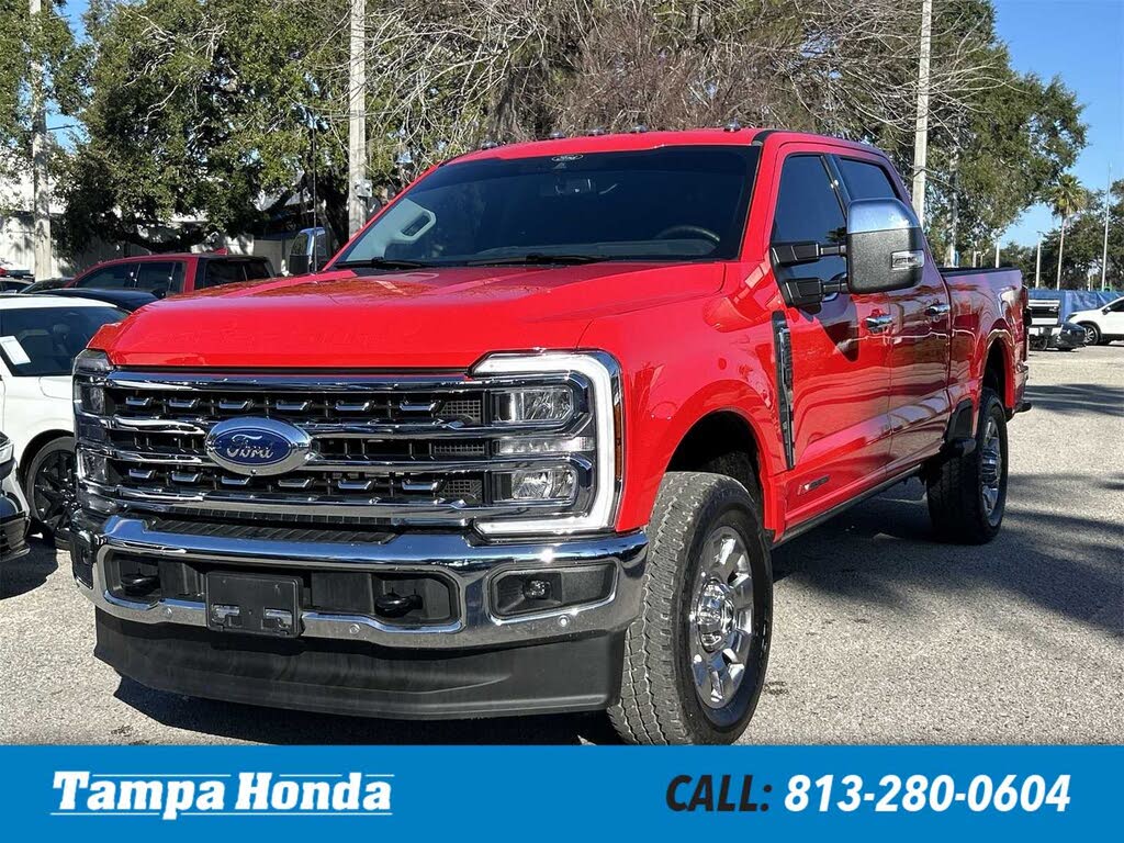 2025 Ford F-250 Super Duty Lariat Crew Cab 4WD