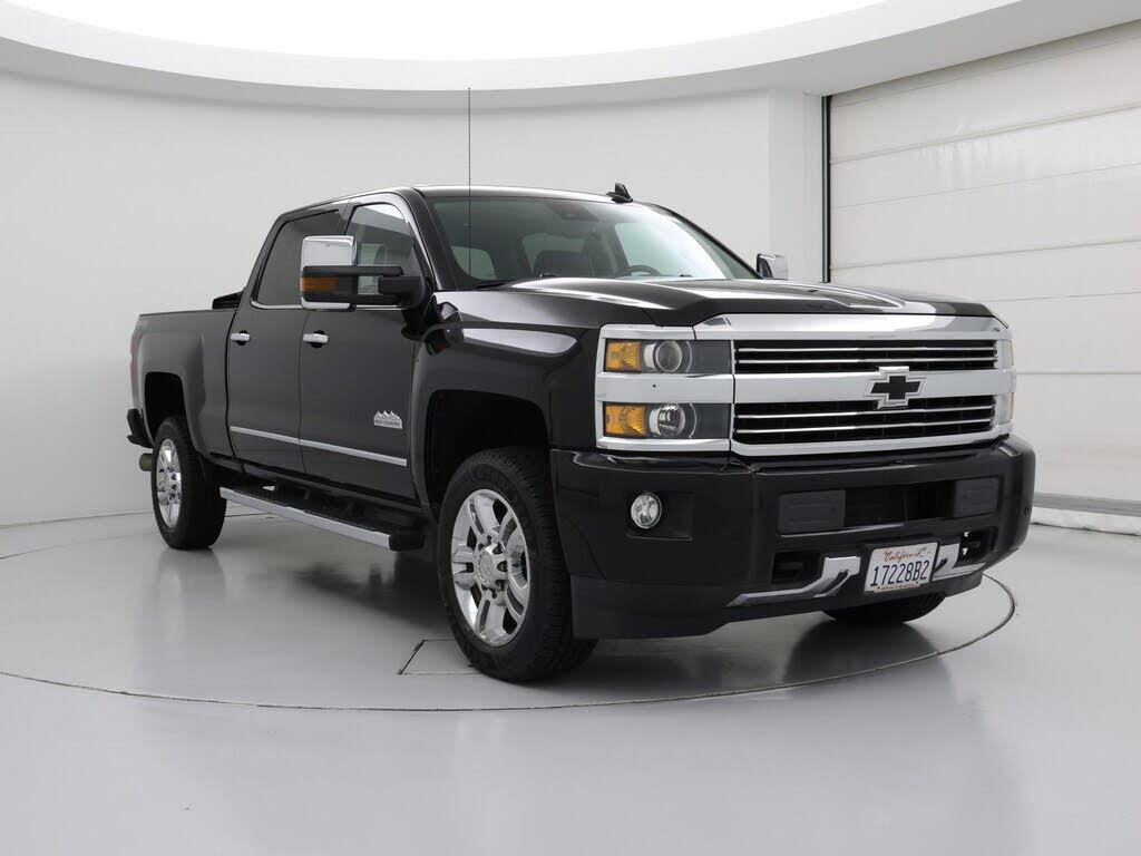 2016 Chevrolet Silverado 2500HD High Country Crew Cab 4WD