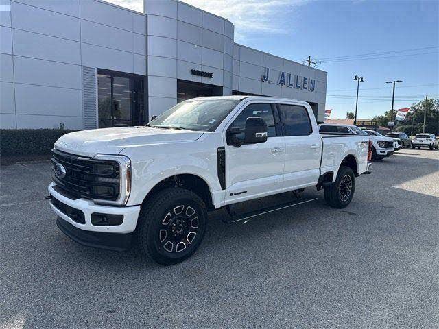 2026 Ford F-250 Super Duty Platinum Crew Cab 4WD