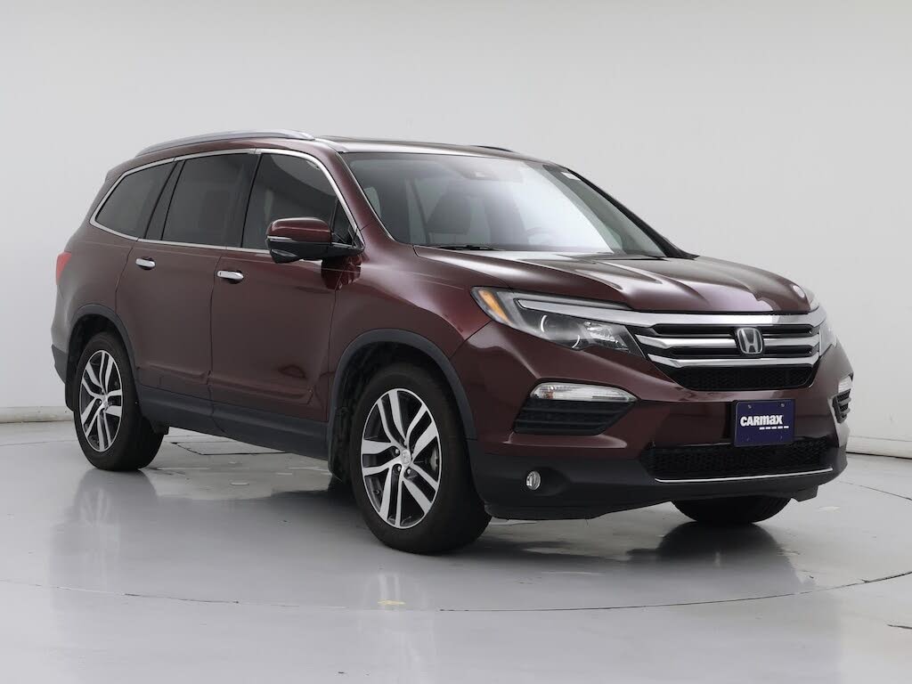 2018 Honda Pilot Touring FWD