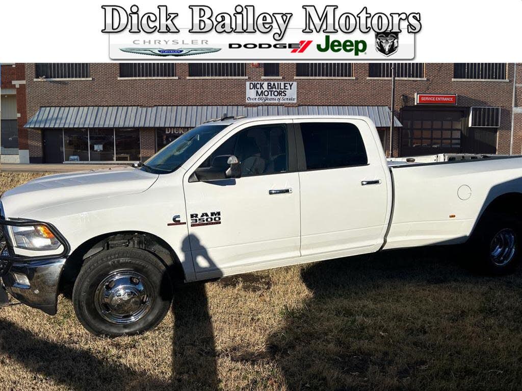 2017 RAM 3500 Big Horn Crew Cab LB DRW RWD