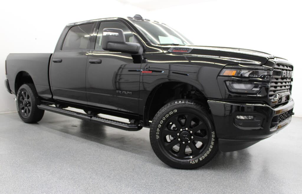2025 RAM 2500 Big Horn Crew Cab 4WD