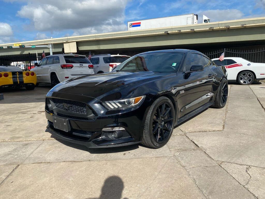 2016 Ford Mustang GT Premium Coupe RWD