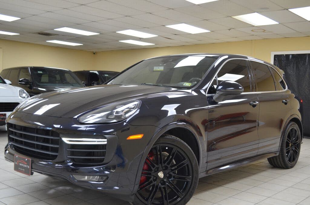 2016 Porsche Cayenne GTS AWD
